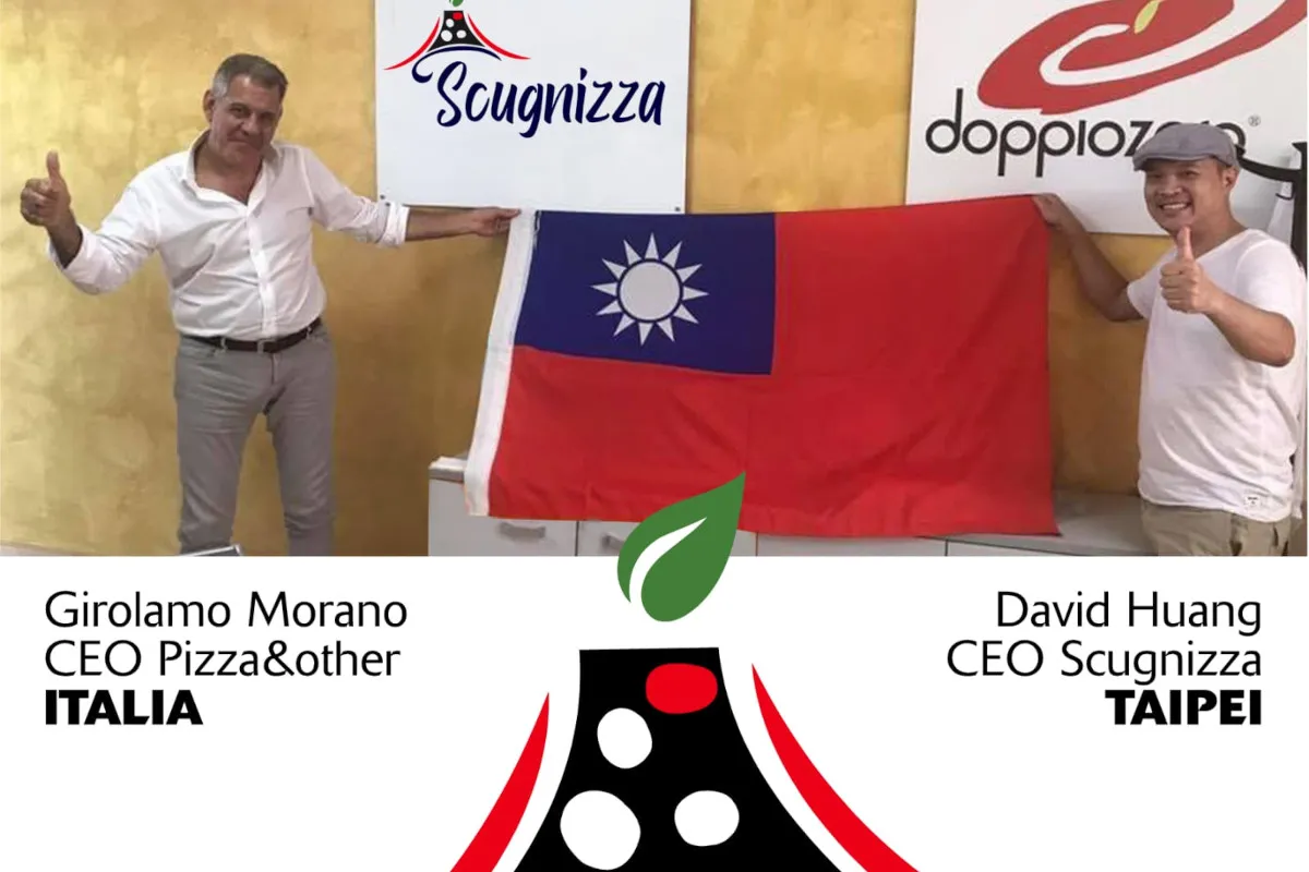 Girolamo Marano, a sin, ceo di Pizza&Other, con David Huang, a destra, ceo di Scugnizza Taipei