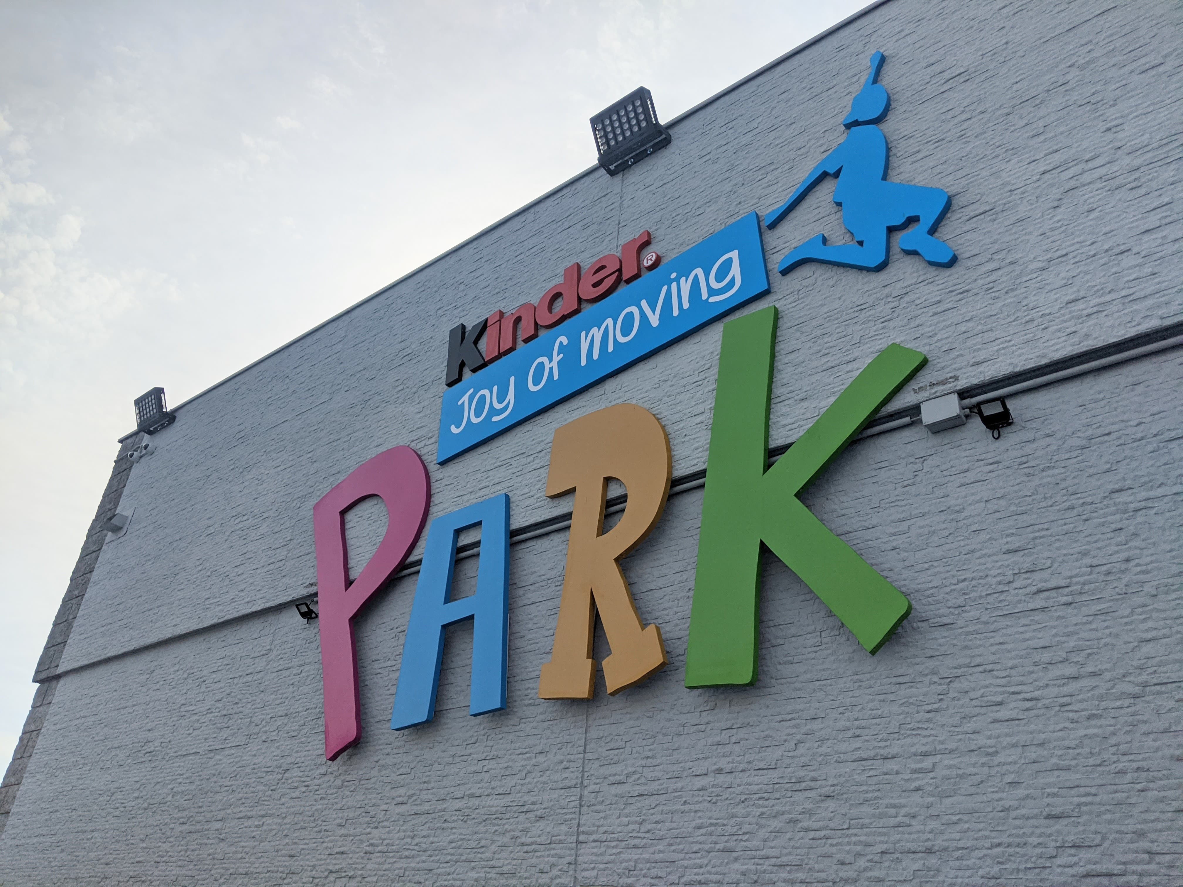 Kinder Joy of moving Park, Vicolungo The Style Outlets