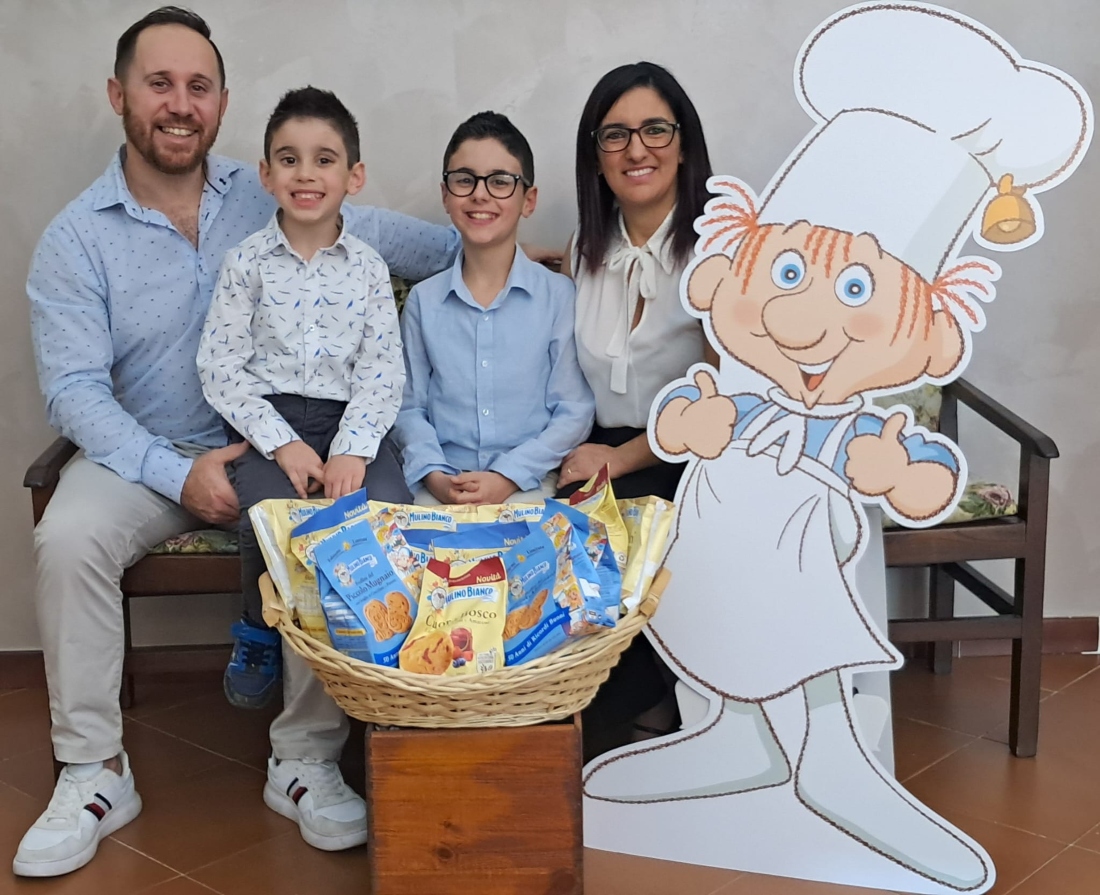 Michele (con la sua famiglia) autore del Piccolo Gran Finale del Piccolo Mugnaio Bianco