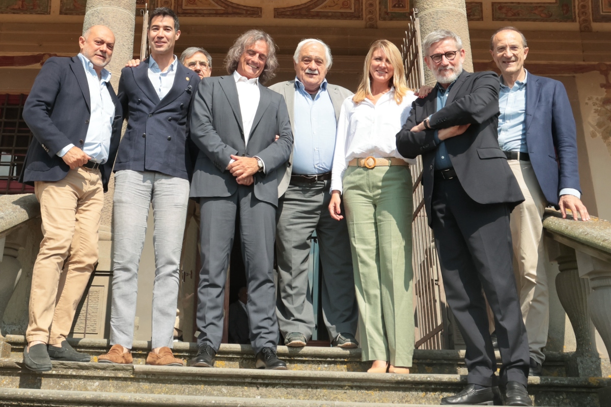 Alcuni dei relatori al convegno “Il vino alla svolta tecno-culturale” promosso dalla Fondazione Olmo (Artimino, 24 giugno 2025)