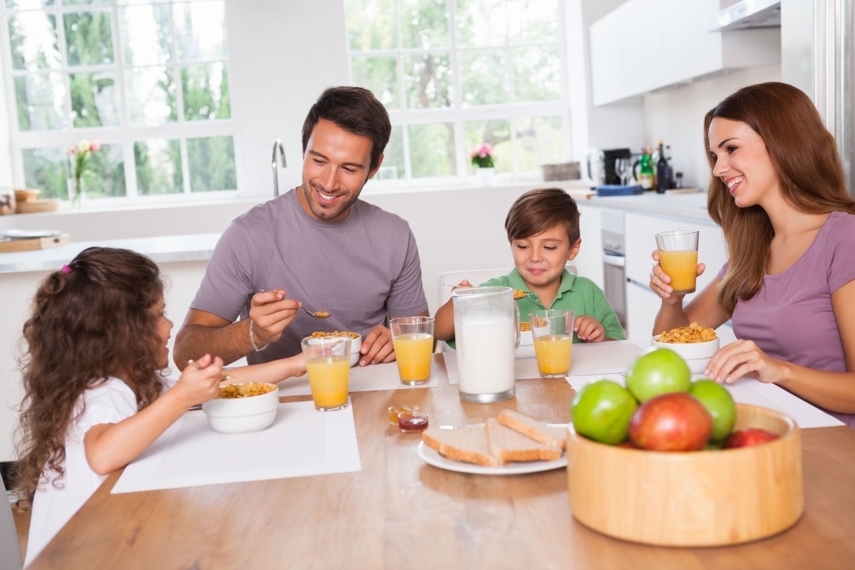 Prima colazione in famiglia