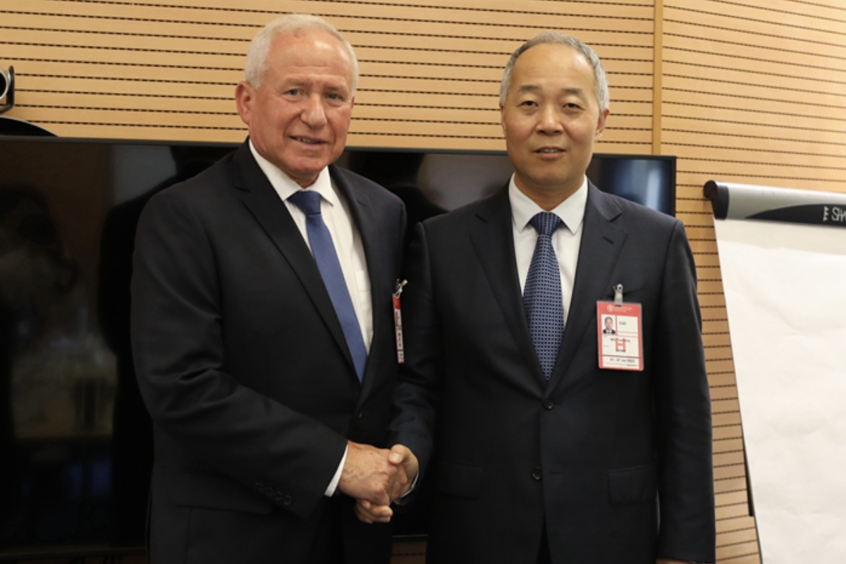Il ministro dell'Agricoltura israeliano, Avi Dichter, incontra il viceministro dell'Agricoltura cinese, Ma Youxiang