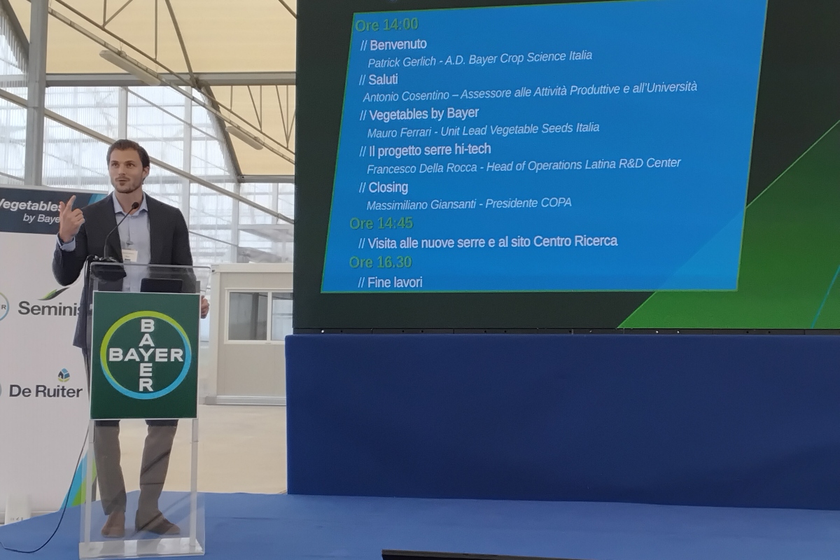 Patrick Gerlich, amministratore delegato di Bayer Crop Science Italia, all'inaugurazione delle nuove serre del Centro Ricerche Bayer di Borgo Sabotino (LT)