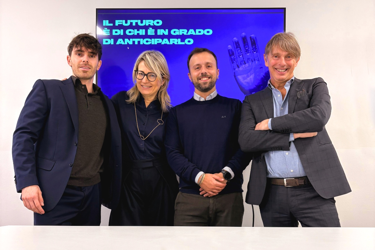 Da sinistra: Paola Bussotti, direttore commerciale di Tuidi, insieme ad Angelo Massaro, Executive Advisor dell'azienda, e Giulio Martinacci e Vincenzo Morelli, soci fondatori