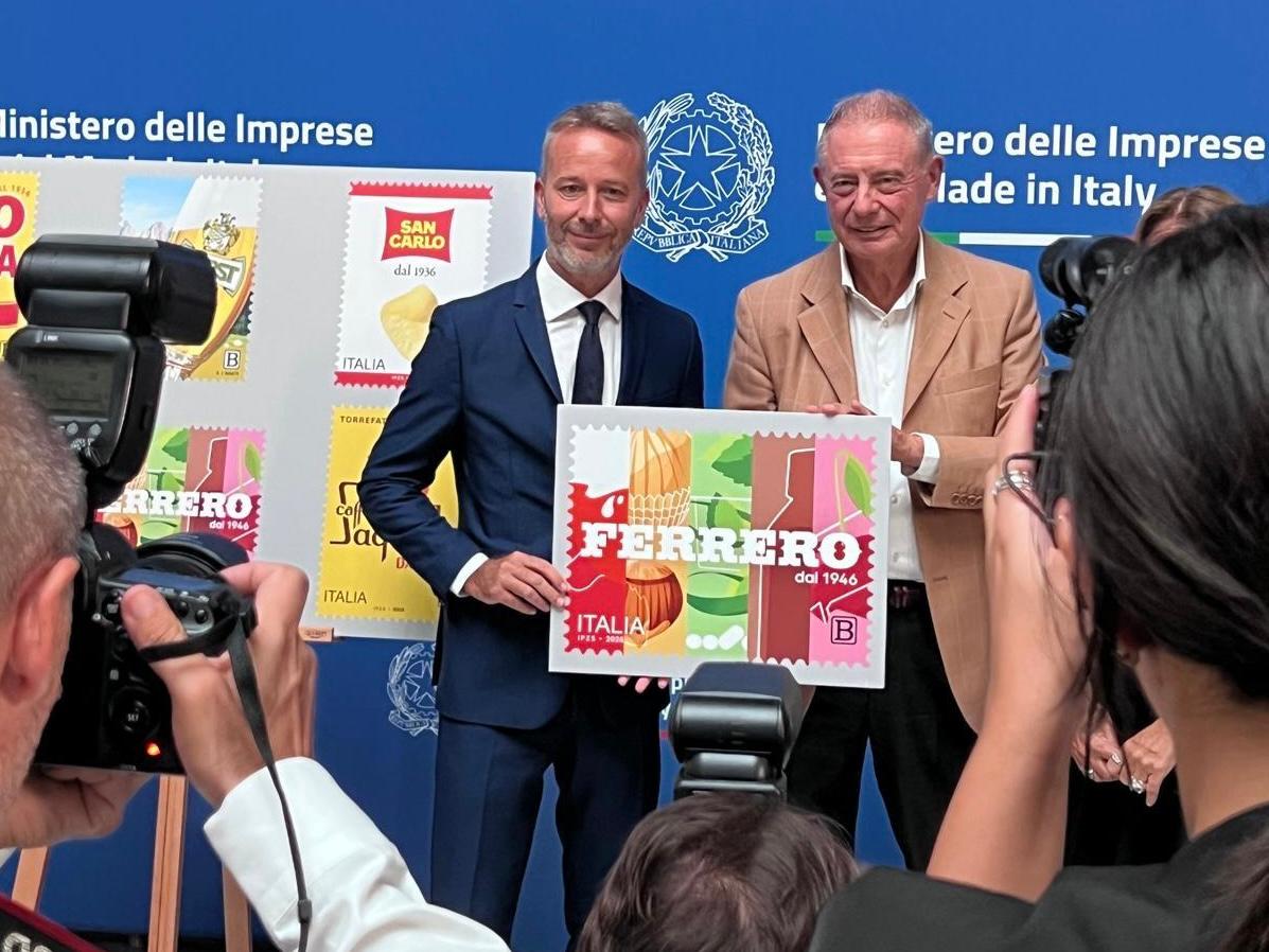 Da sin: Marco Brambilla, Responsabile comunicazione Corporate Ferrero, e il Min. Adolfo Urso, Ministro delle Imprese e del Made in Italy