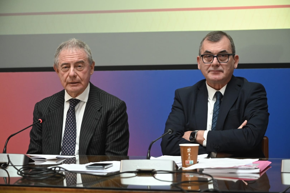 Da sinistra: il ministro delle Imprese e del Made in Italy, Adolfo Urso, e il presidente di Aefi, Maurizio Danese