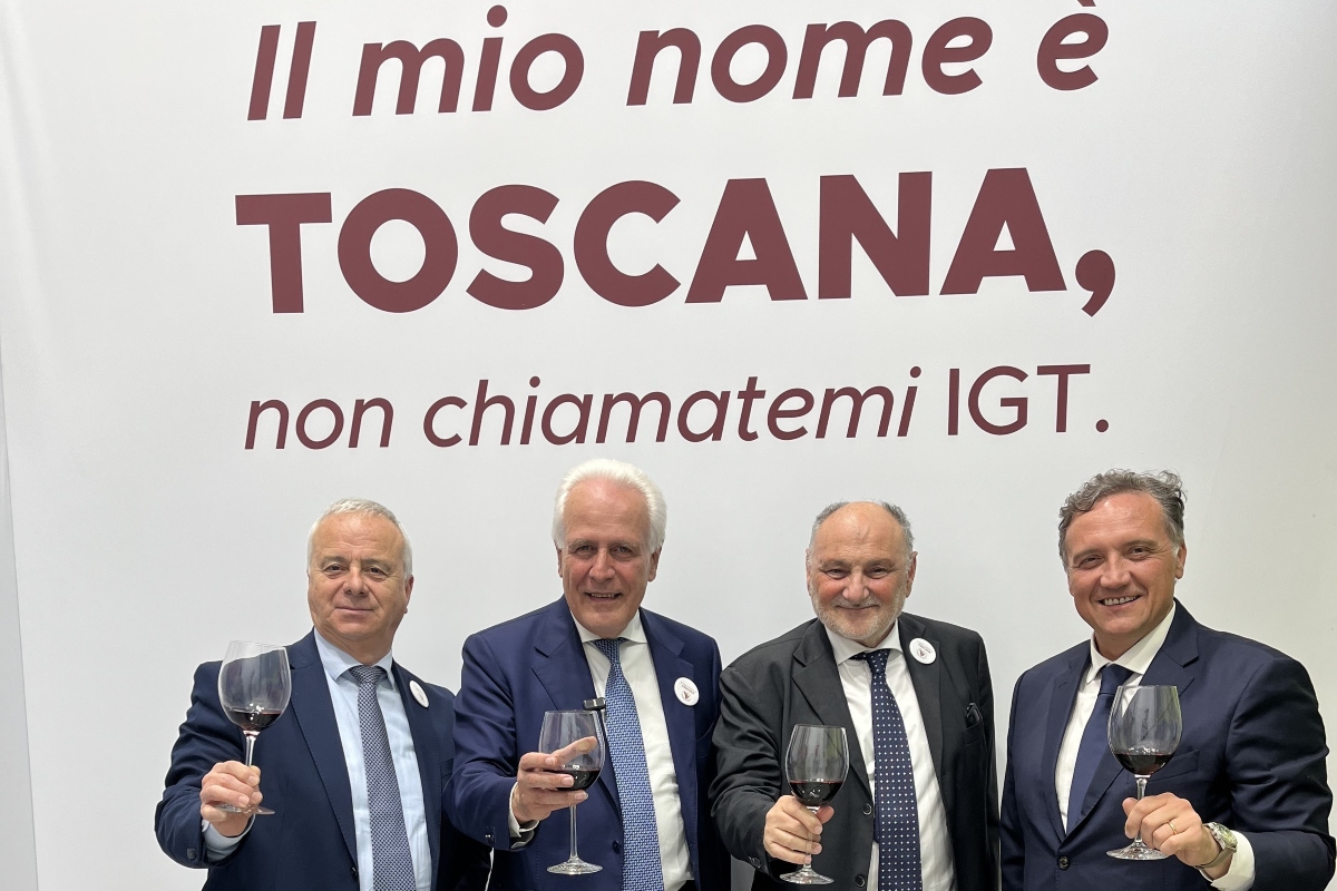 Consorzio Vino Toscana visita Vinitaly di Eugenio Giani, Presidente Regione Toscana e di Leonardo Marras, Assessore Agricoltura con Presidente Cecchi e direttore Campatelli