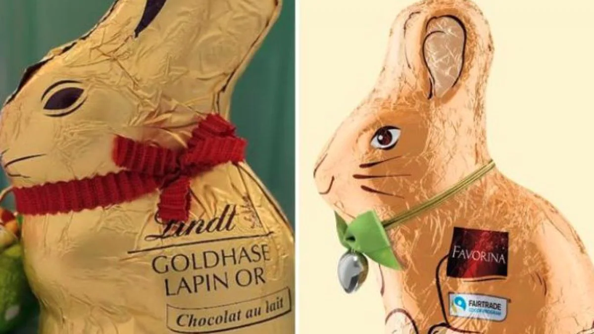 Il coniglietto di cioccolata Lindt (a sx) e quello della Lidl (a dx)