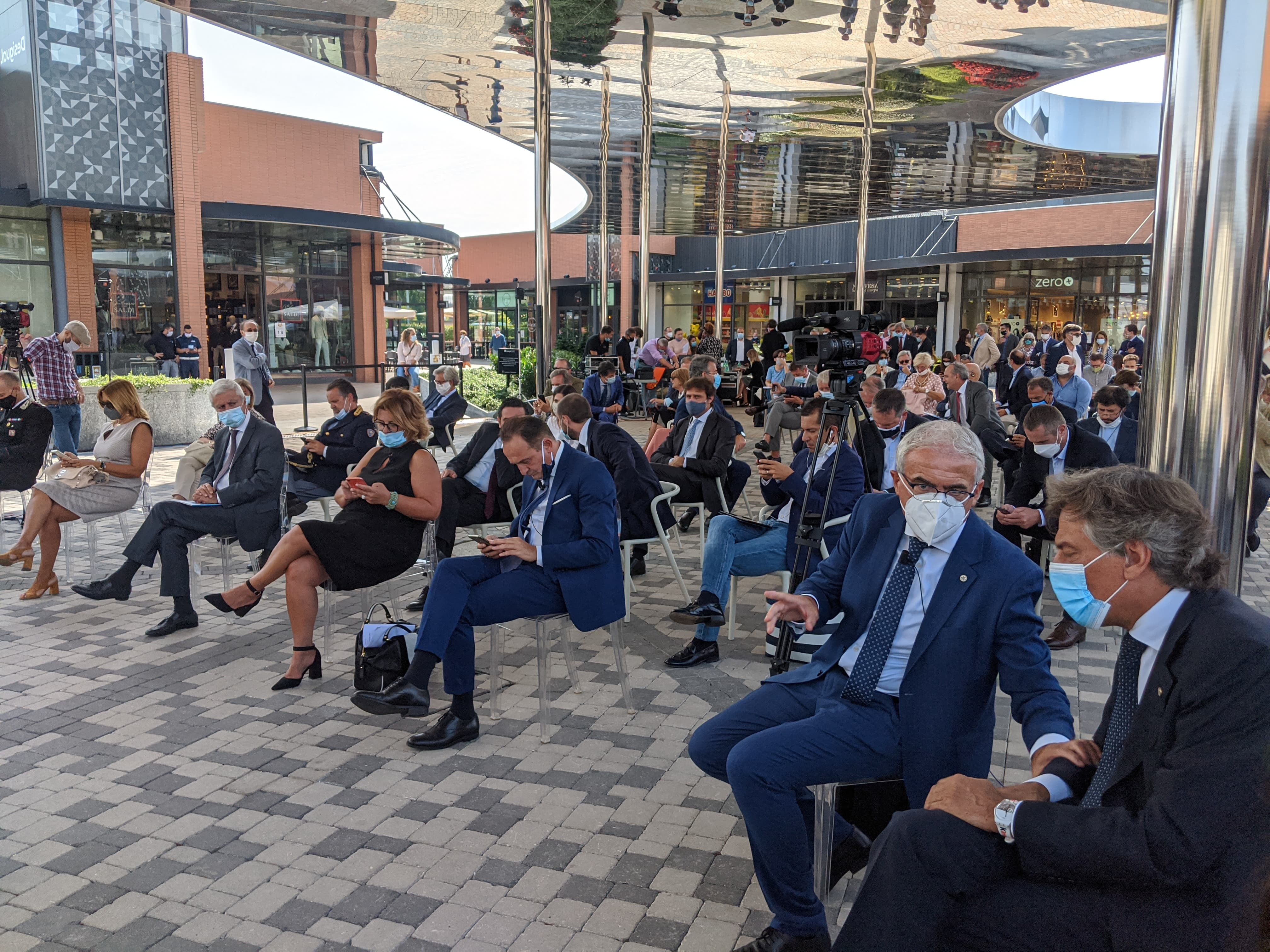 Kinder Joy of moving Park, Vicolungo The Style Outlets