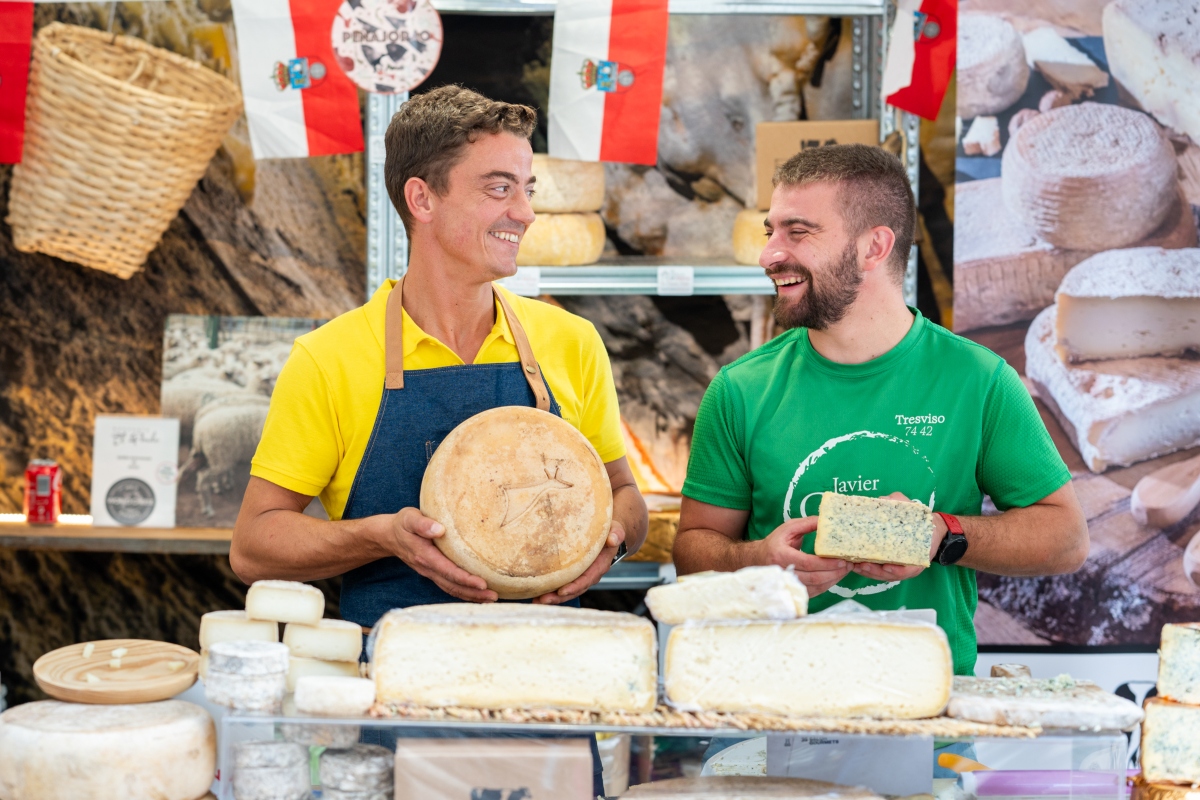 Espositori a una passata edizione di Cheese