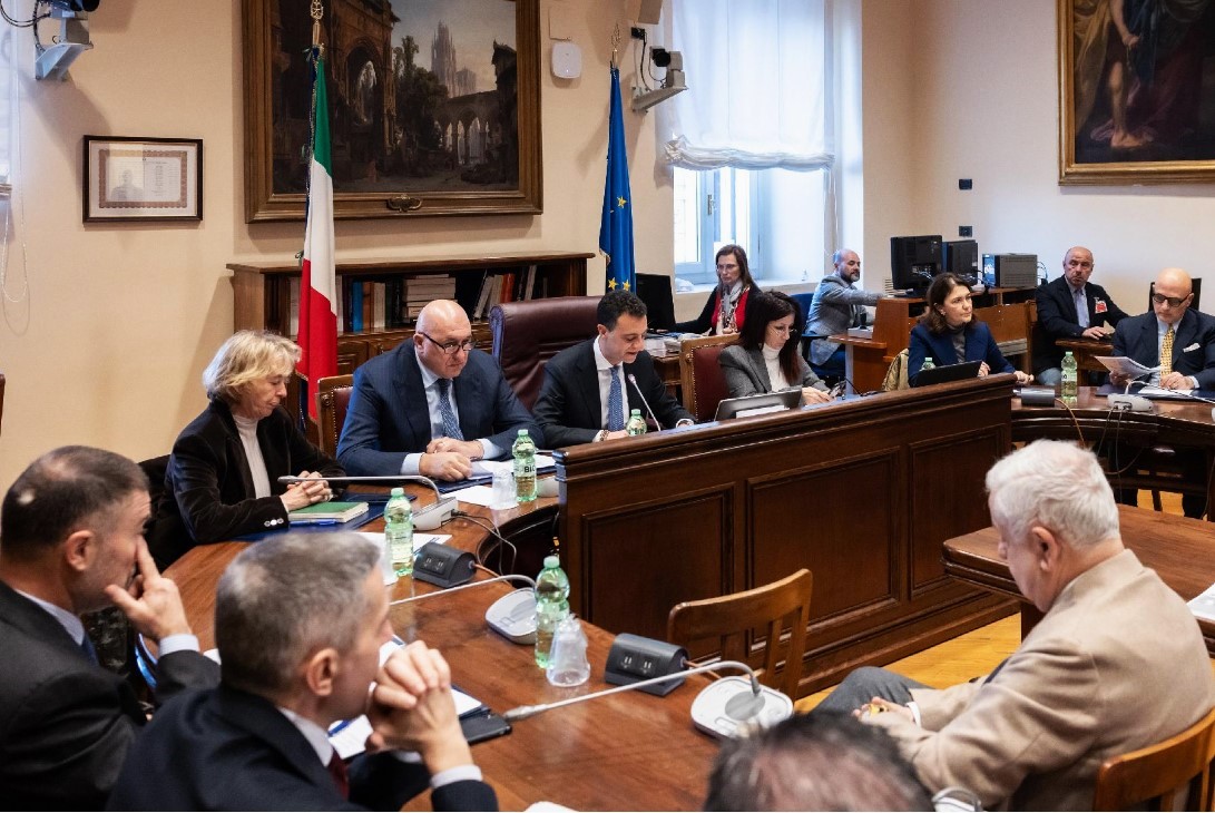 Il ministro della Difesa Guido Crosetto (4° da sinistra), in audizione alle Commissioni Difesa di Camera e Senato sul tema crisi del Mar Rosso. 1° febbraio 2024
