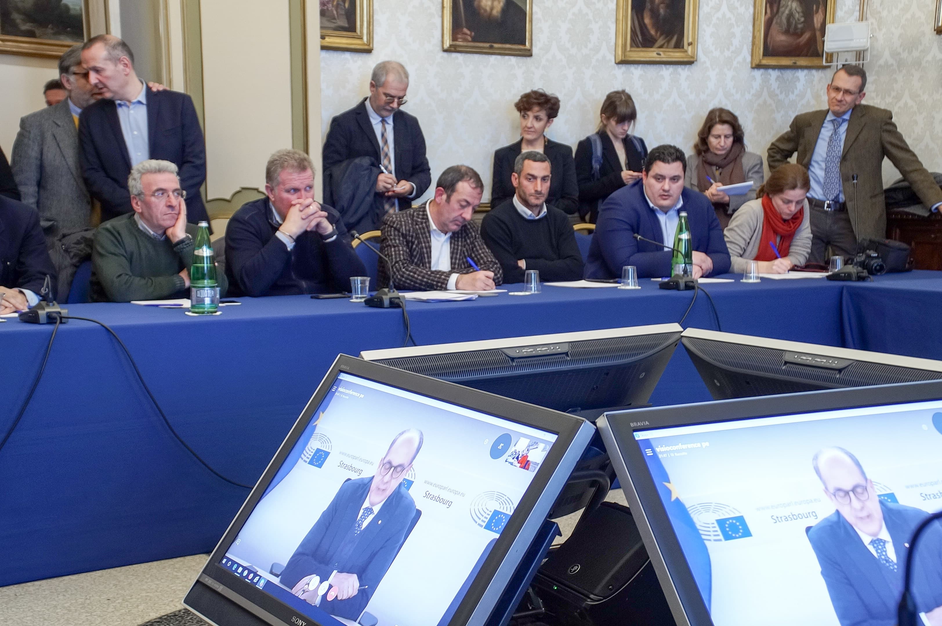 Firma dell'intesa post-Brexit Italia-Regno Unito per una filiera del pomodoro etica e sostenibile, avvenuta il 12 febbraio 2019 presso la sede nazionale Coldiretti a Roma