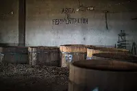 Velier, Progetto Palenque Spirits. Volti dei protagonisti e immagini delle piante di agave e della distillazione