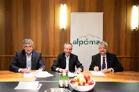 Da sinistra a destra, i presidenti Johannes Runggaldier (Vog Products), Thomas Oberhofer (Vip) e  Georg Kössler (Vog e alpoma).