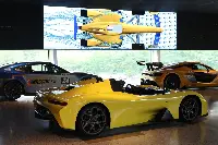 Esposizione vetture alla Dallara Academy