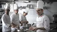 Chef in cucina