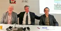 Al centro Daniele Rossi (Confagricoltura) rieletto il 6 dicembre 2018 a bruxelles alla carica di presidente del Gruppo Ricerca edInnovazione di Copa Cogeca ; con lui, a sinistra Kjell Ivarsson della Lantbrukarnas Riksförbund, L'Associazione degli agricoltori svedesi, e Juan Sagarna, a destra, delle Cooperative Agroalimentari spagnole