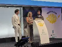 Misitano&Stracuzzi, 1° giorno di quotazione (29/7/2024). Da sx, Antonio, Emanuela e Diego Stracuzzi