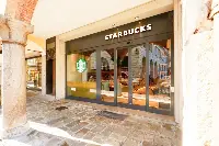 Esterno store Starbucks Padova
