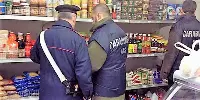 Carabinieri Nas in un supermercato
