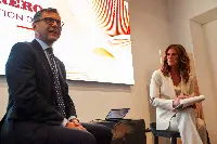 Fabrizio Gavelli e Costanza Calabrese durante il Ferrero Italia Innovation Day (9 ottobre 2025)