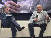 Industry Chain Circle. Intervento di Vincenzo Cremonini. A dx, Andrea Aiello ceo di Edfis